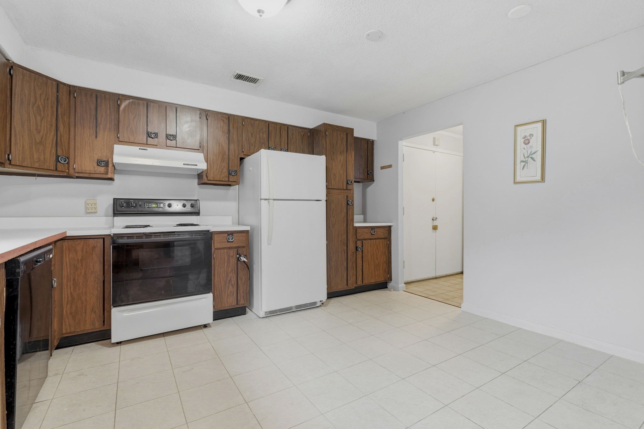 1002 Paradise Rd Unit 1C, Swampscott, MA 01907 - Image 2