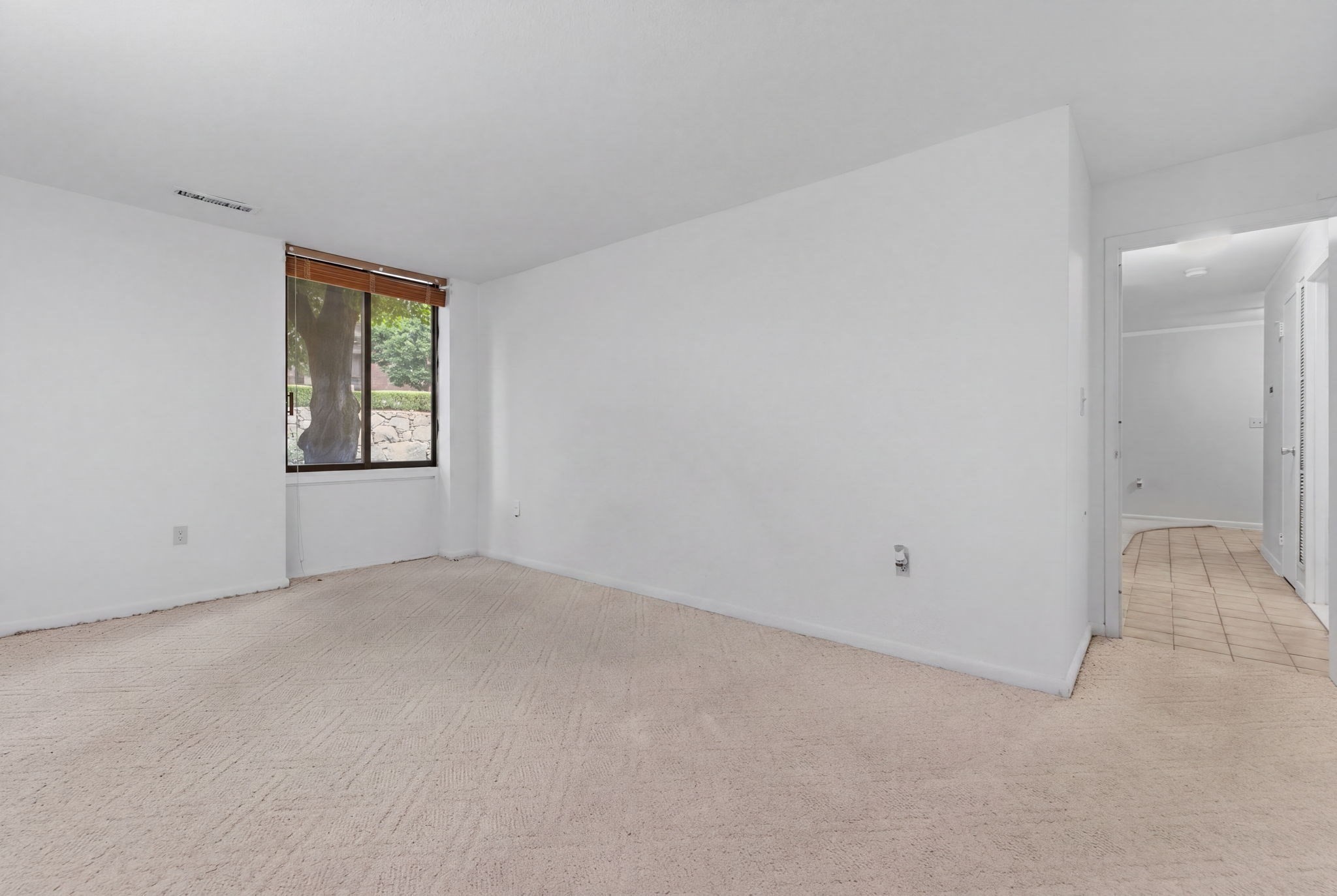 1002 Paradise Rd Unit 1C, Swampscott, MA 01907 - Image 15