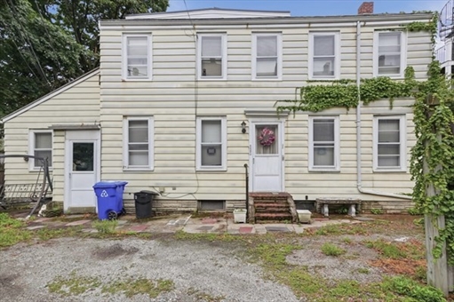 561-R E 5Th St