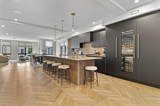 532 E. 3rd Street, Apt 5