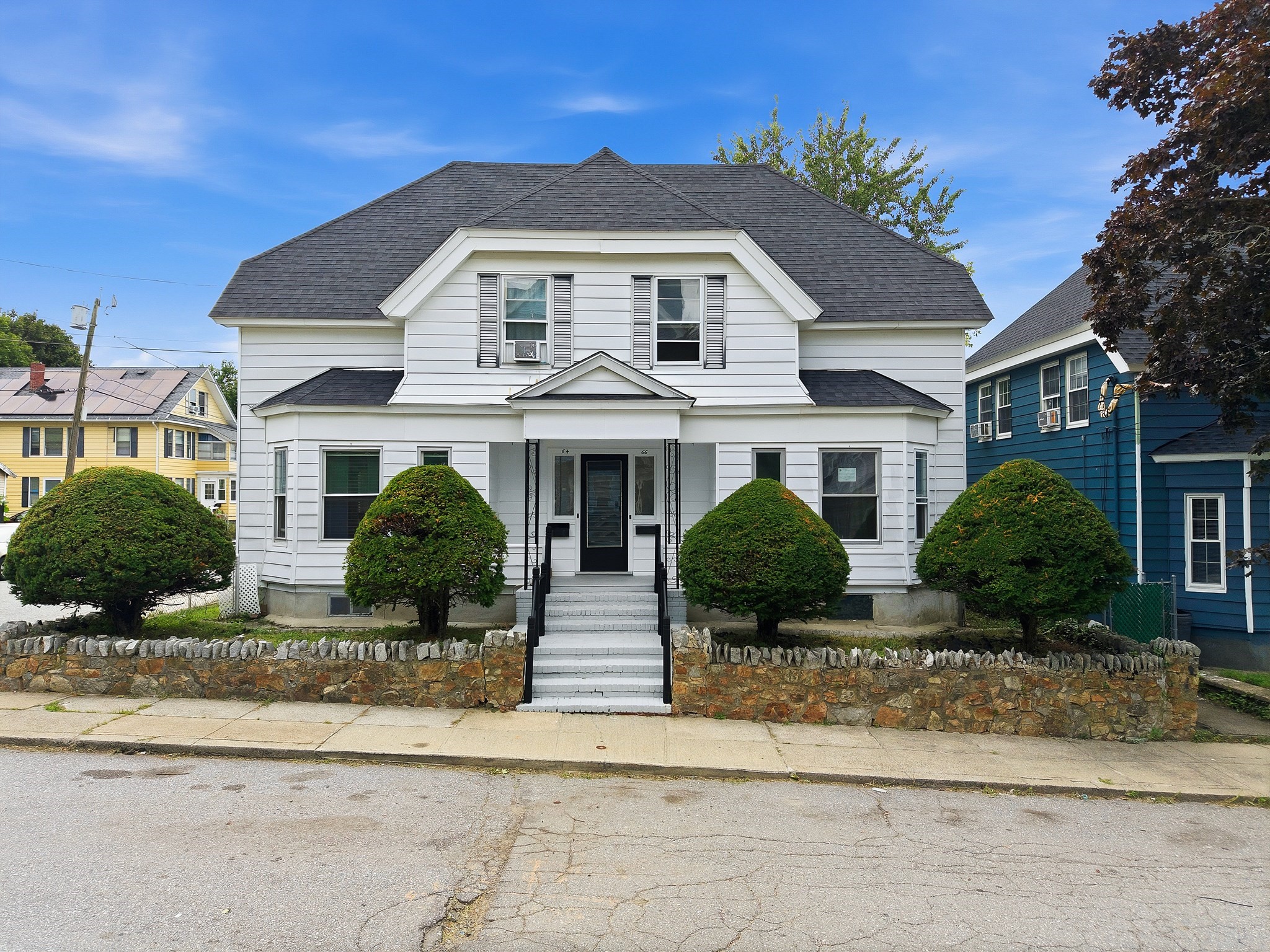 64 Kendall St, Lawrence, MA 01841