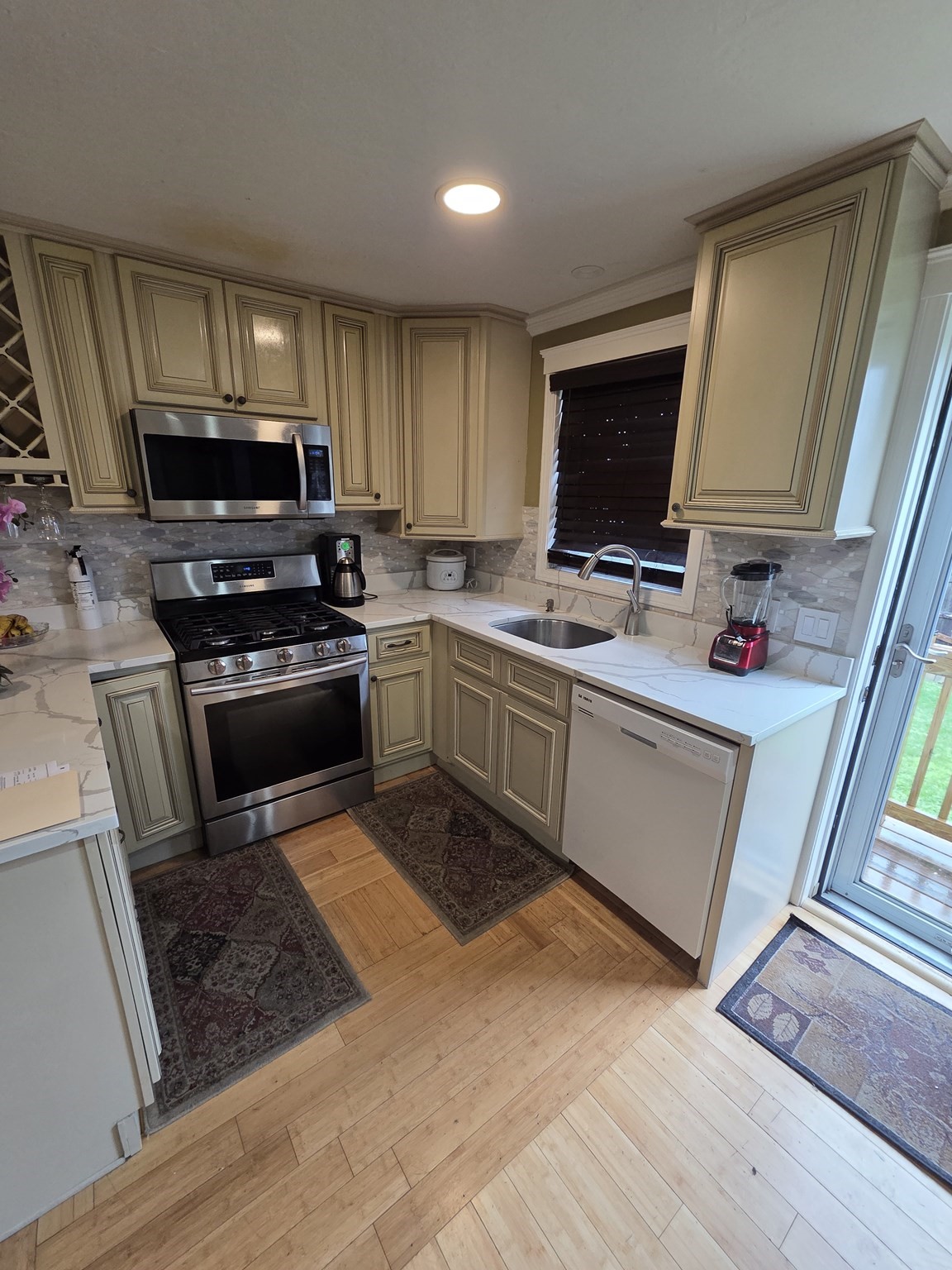 37 Wall St Unit 2C, Worcester, MA 01604
