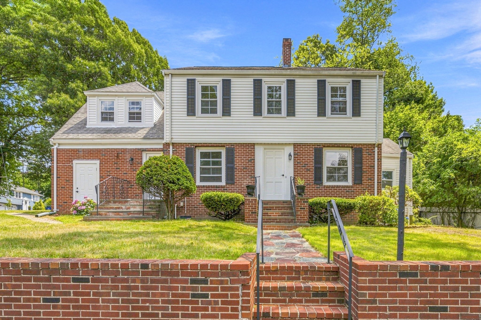 49 Parkside Circle, Braintree, MA 02184