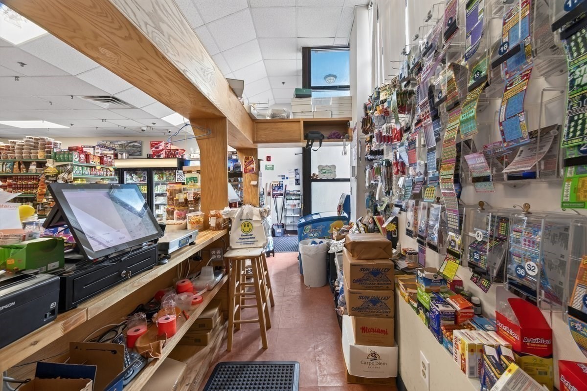 342 Washington St, Quincy, MA 02169 - Image 10