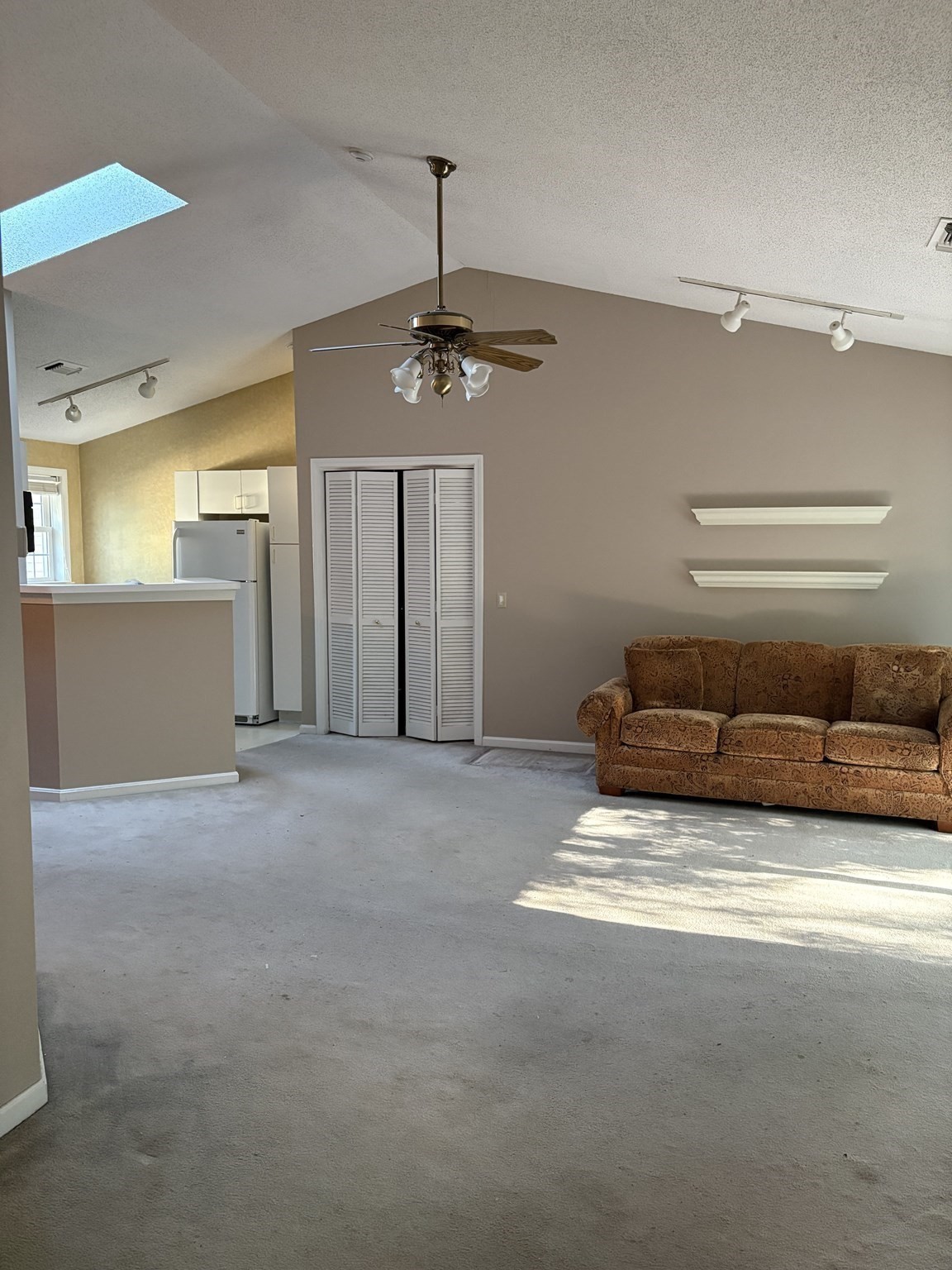 105 Bradford Commons Ln Unit 105, Braintree, MA 02184 - Image 8