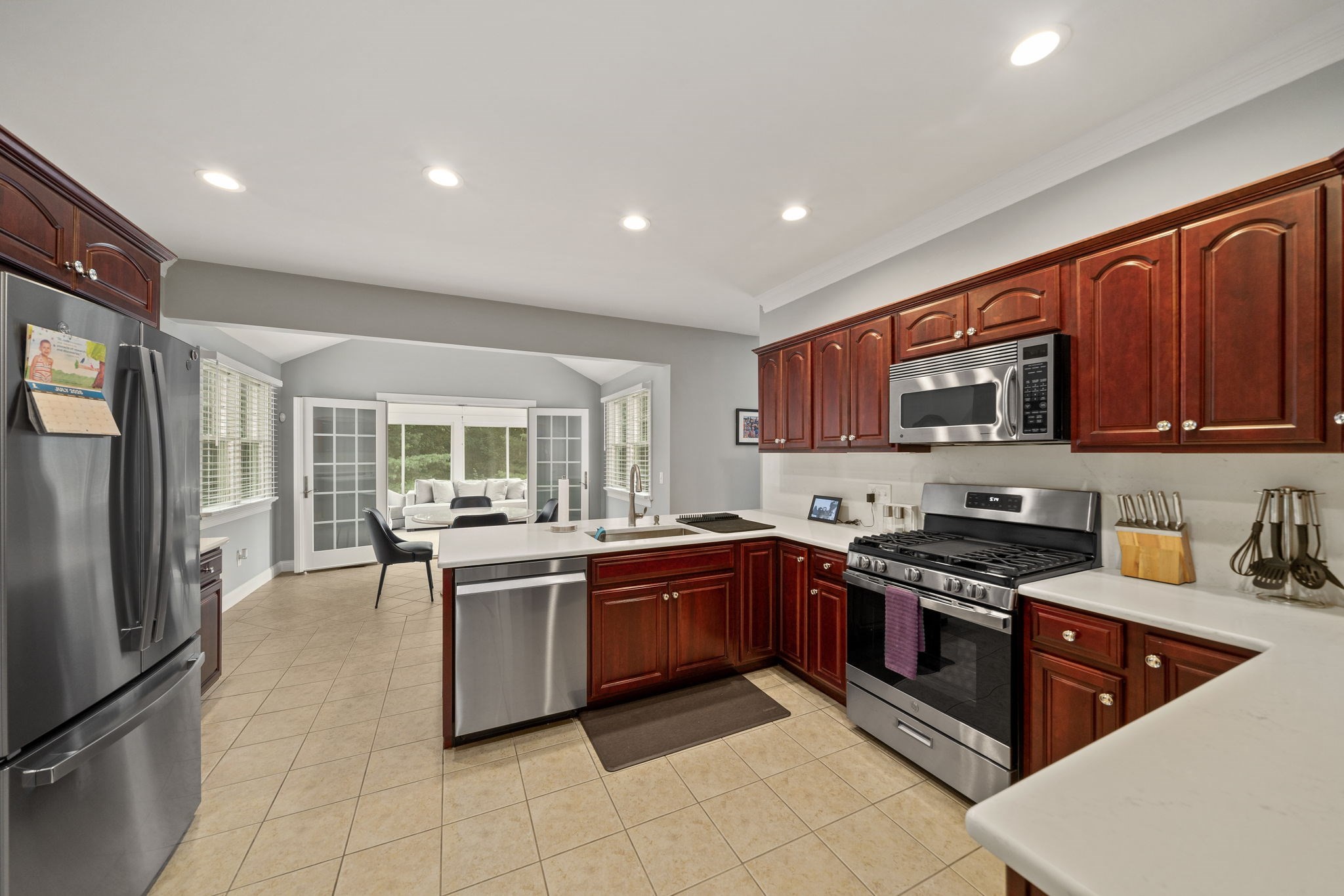 894 Liberty Street Unit 9, Braintree, MA 02184 - Image 9