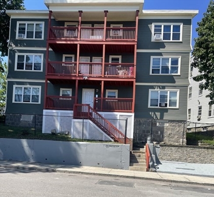 125 Rosseter St
