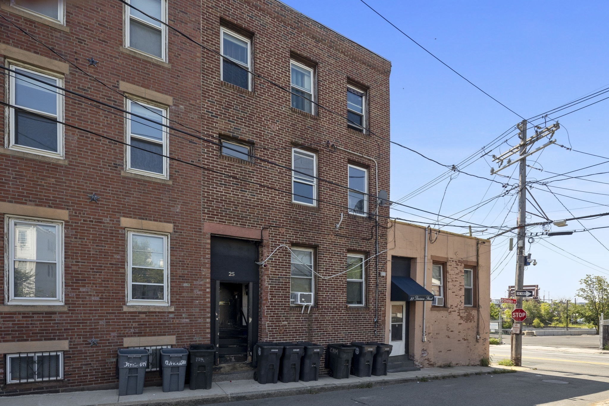 25 Divison St, Chelsea, MA 02150