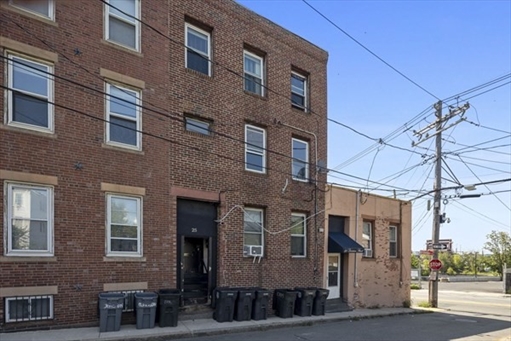 25 Divison St