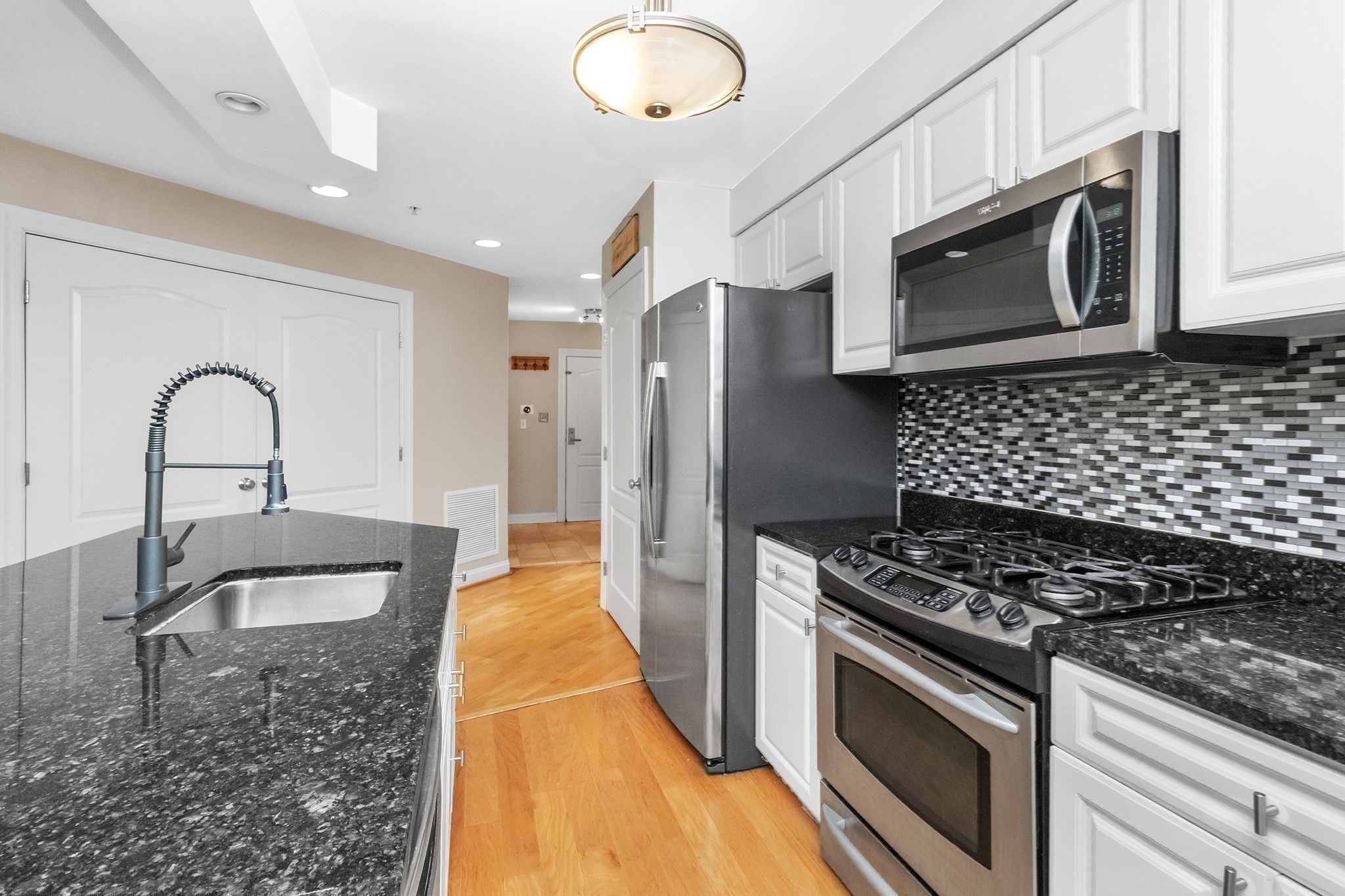 501 Commerce Dr Unit 2204, Braintree, MA 02184 - Image 4