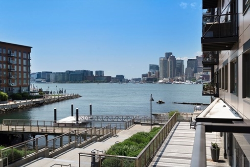 65 Lewis St, Apt 216