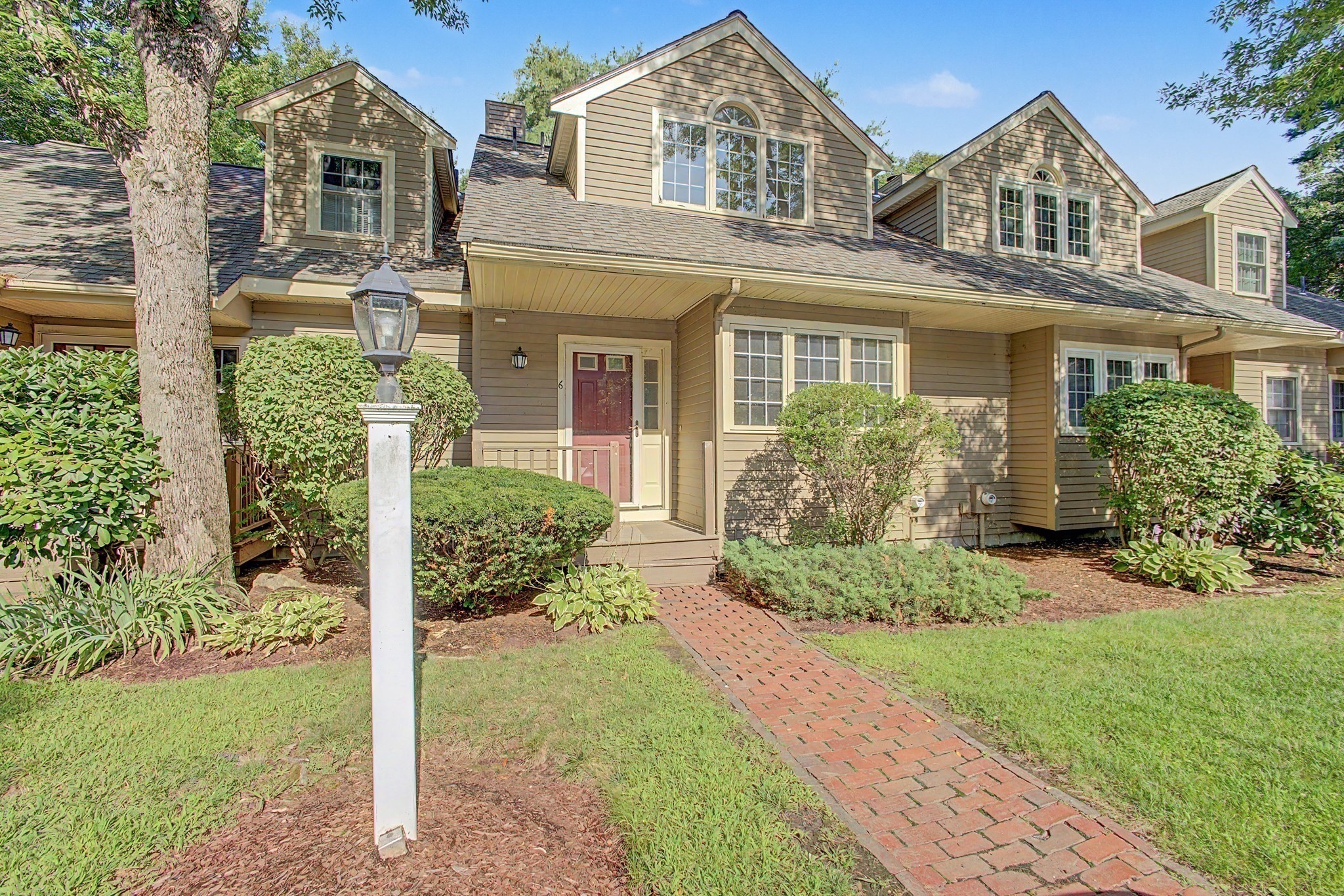 6 Lilac Ct Unit 6, Hopkinton, MA 01748