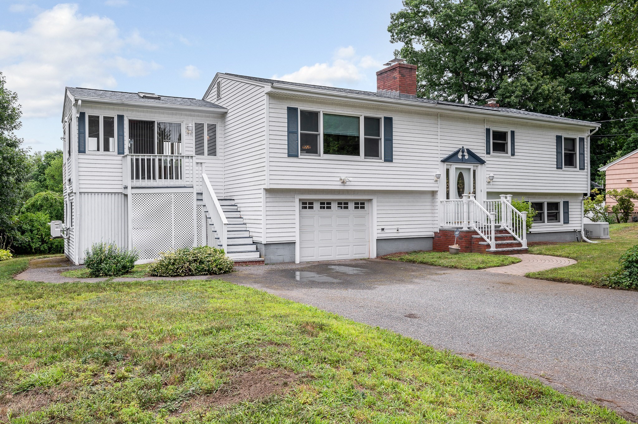 19 Cochrane Cir, Methuen, MA 01844