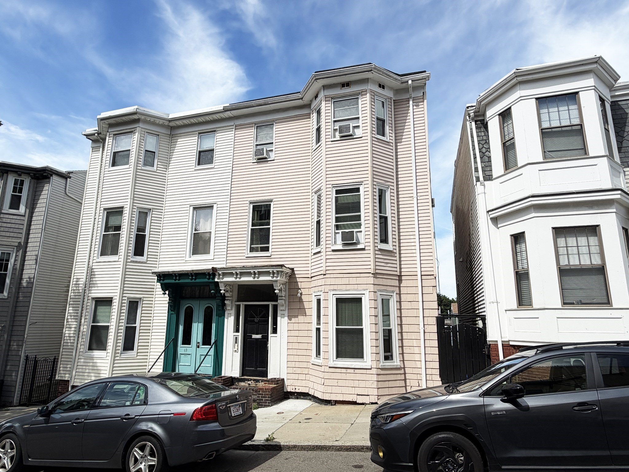 67 Old Harbor, Boston - South Boston, MA 02127