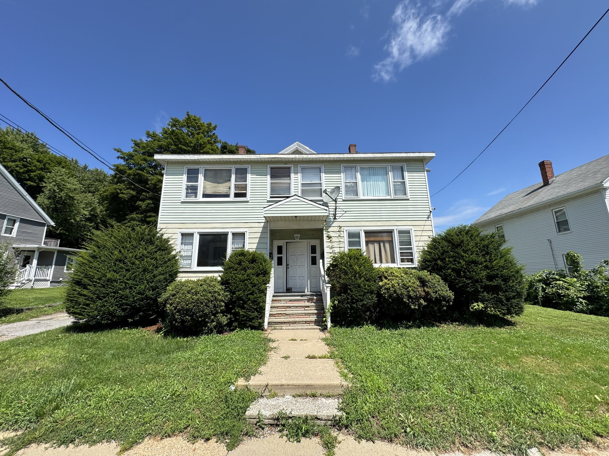 48 Union St, Southbridge, MA 01550