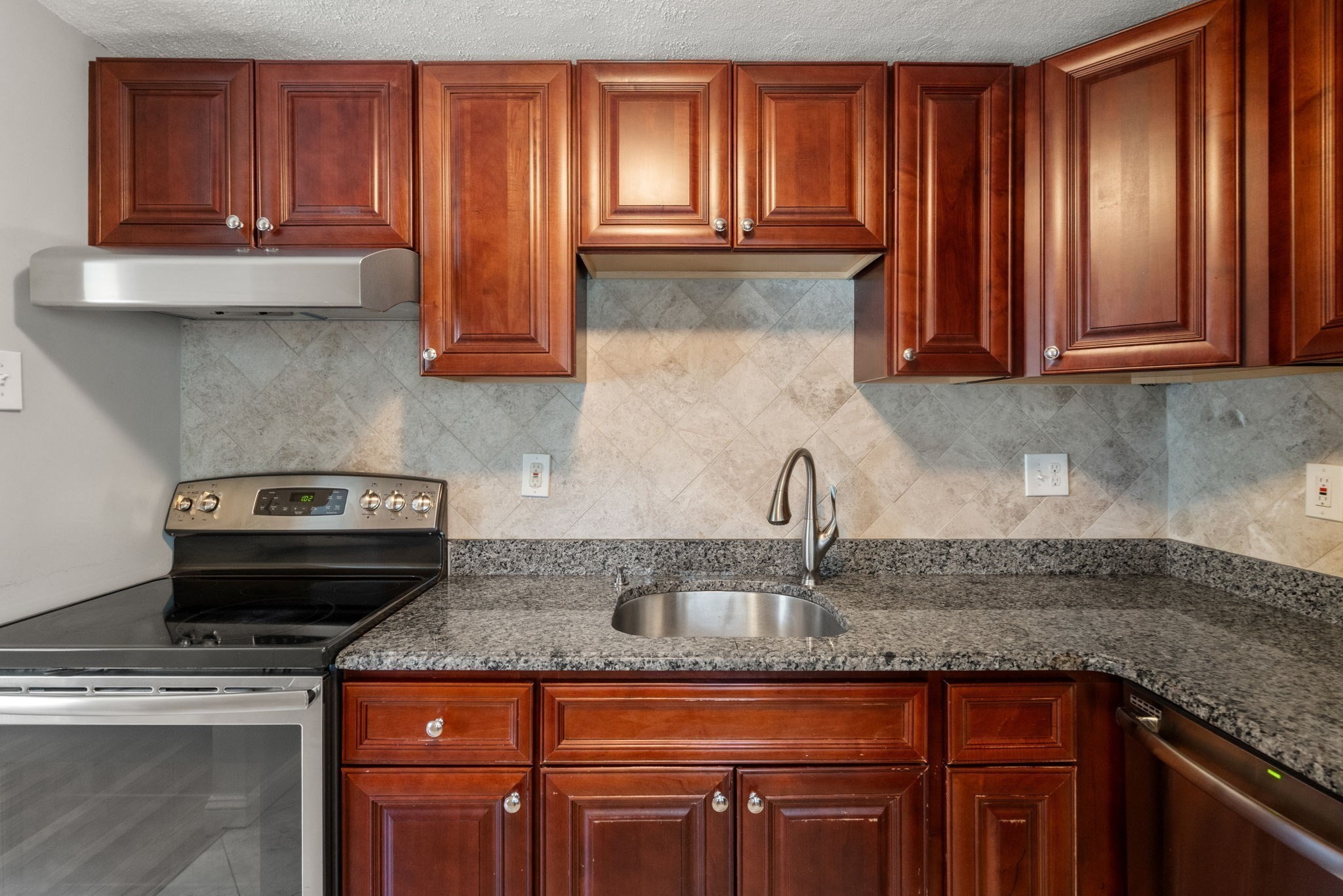 133 Beaconsfield Rd Unit 44, Brookline, MA 02445 - Image 3