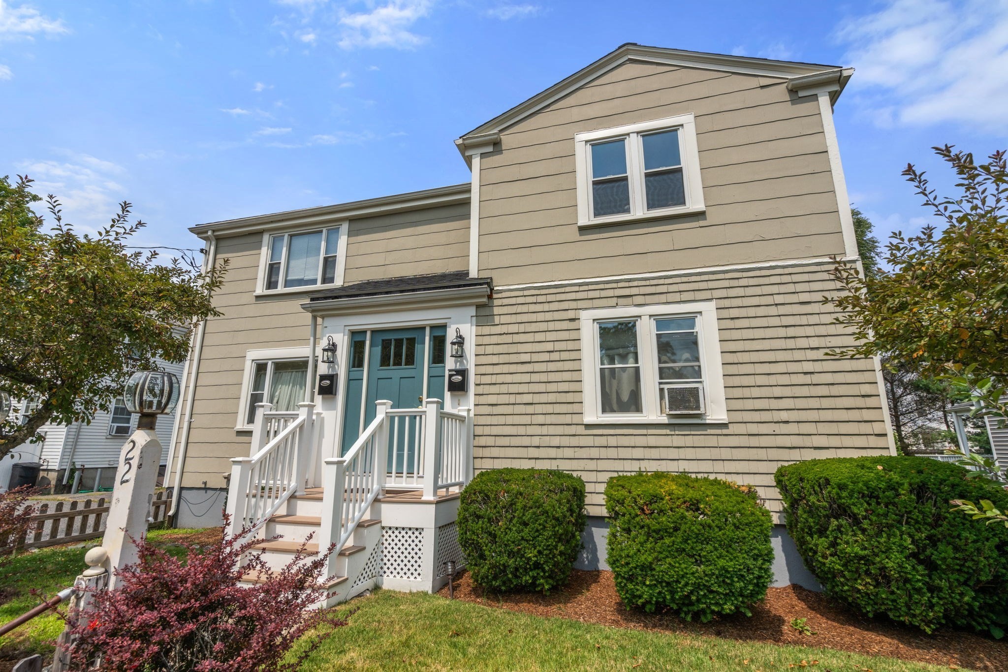 22 Stanbro St, Boston - Hyde Park, MA 02136