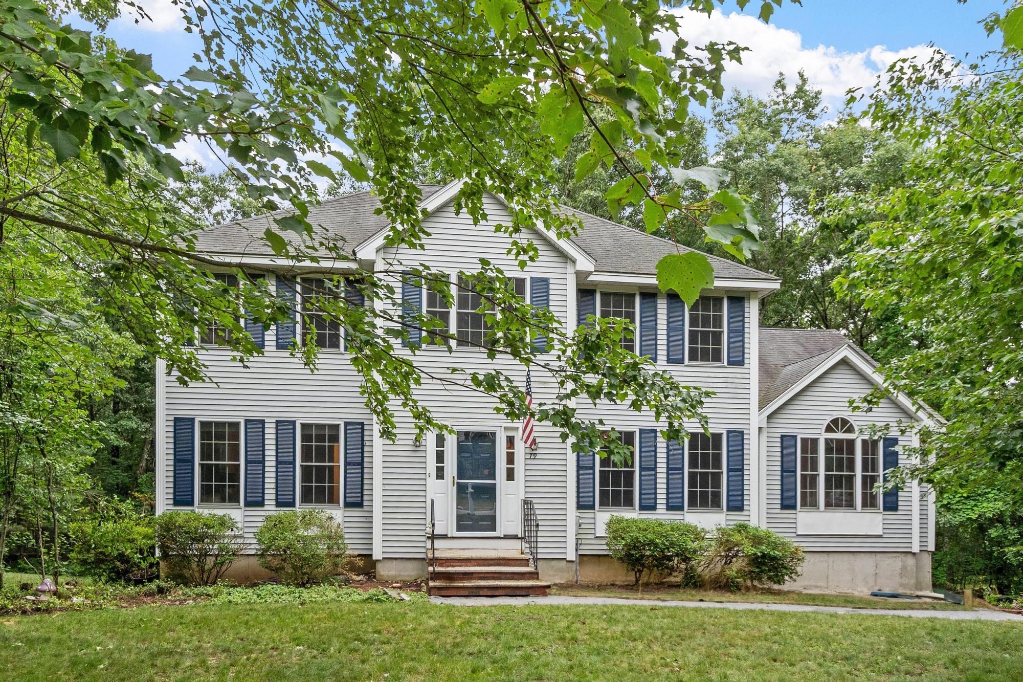 79 Wyndridge Cir, Pelham, NH 03076