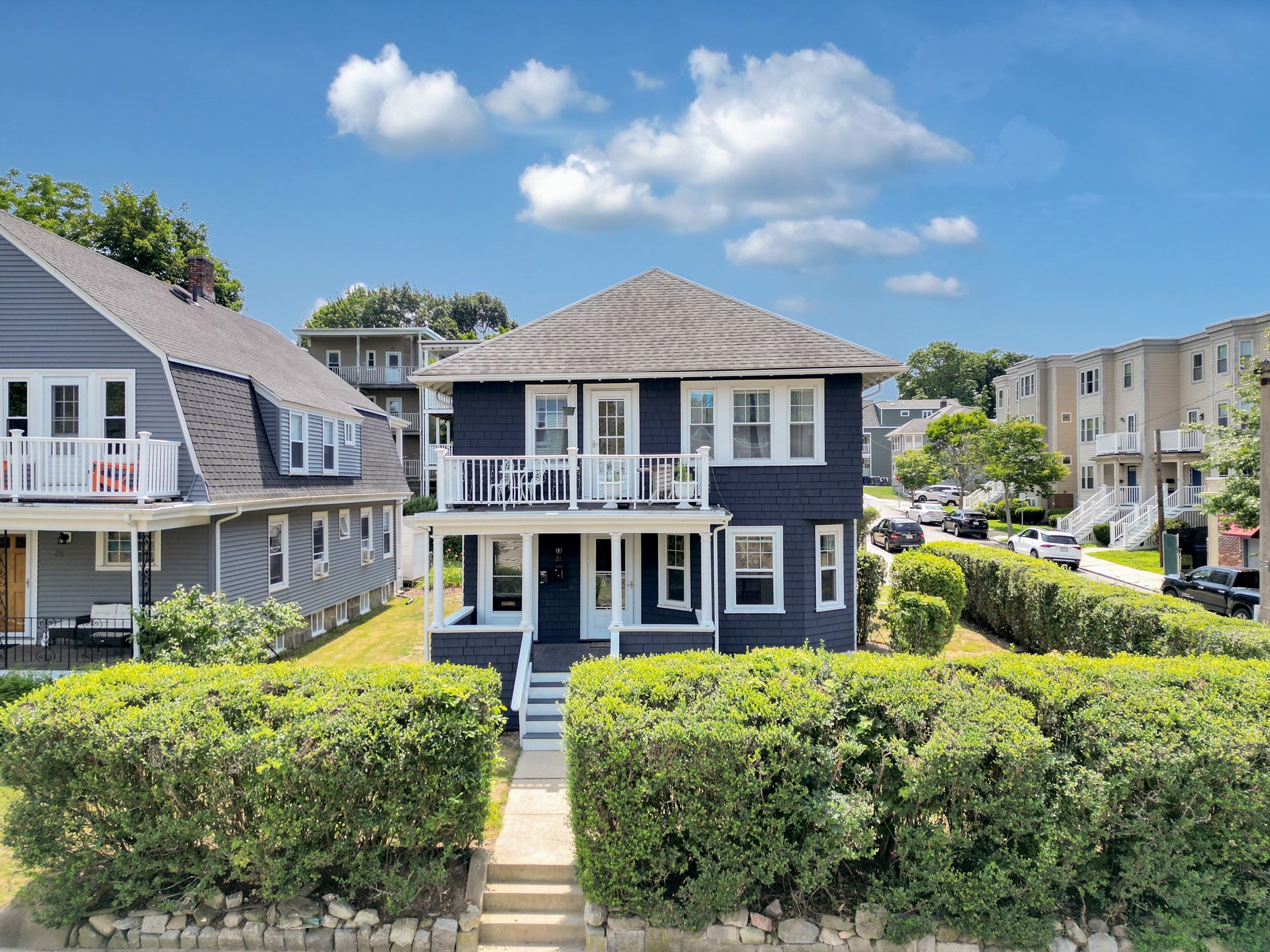 21 Bradwood St, Boston - Roslindale, MA 02131