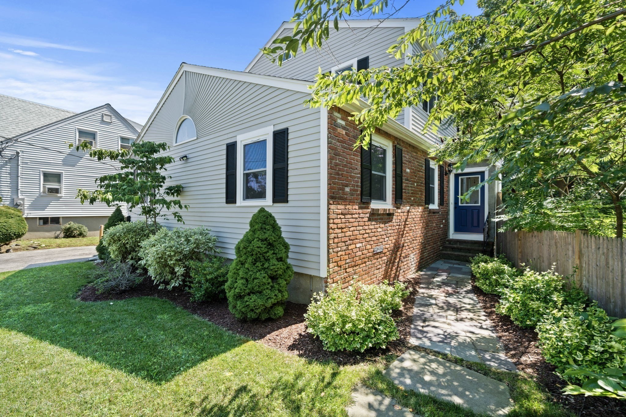 5 Macarthur Circle, Swampscott, MA 01907