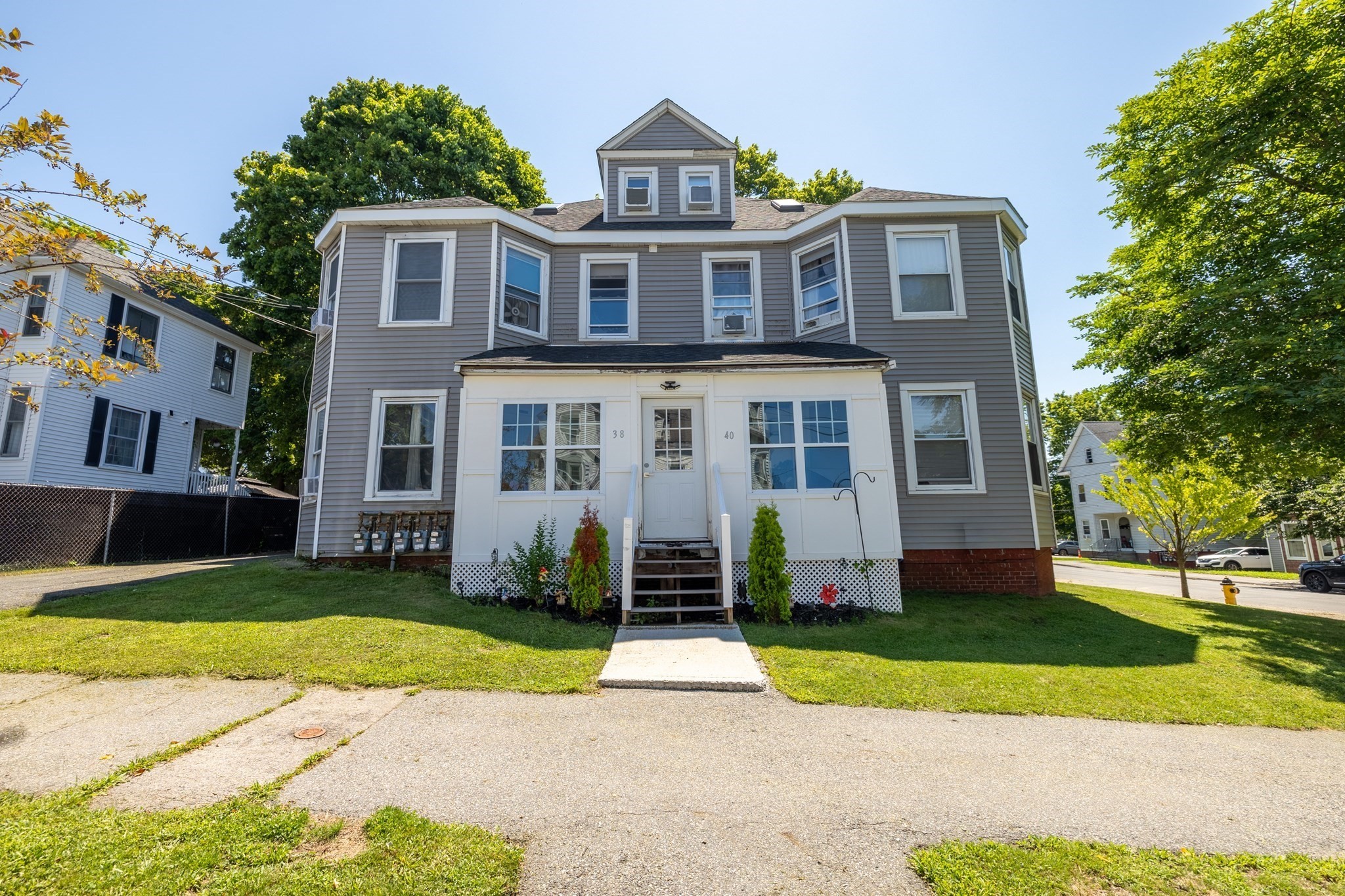 38 9th Ave, Haverhill, MA 01830