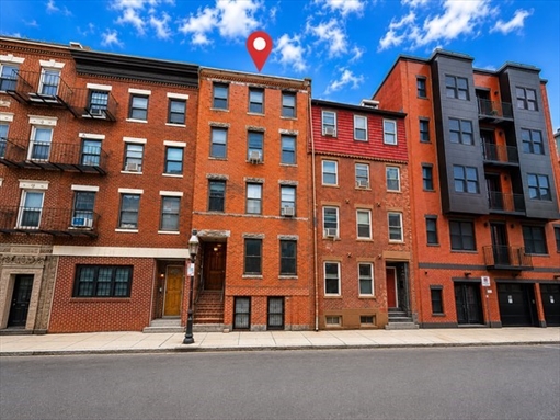 206 Endicott St, Apt 3