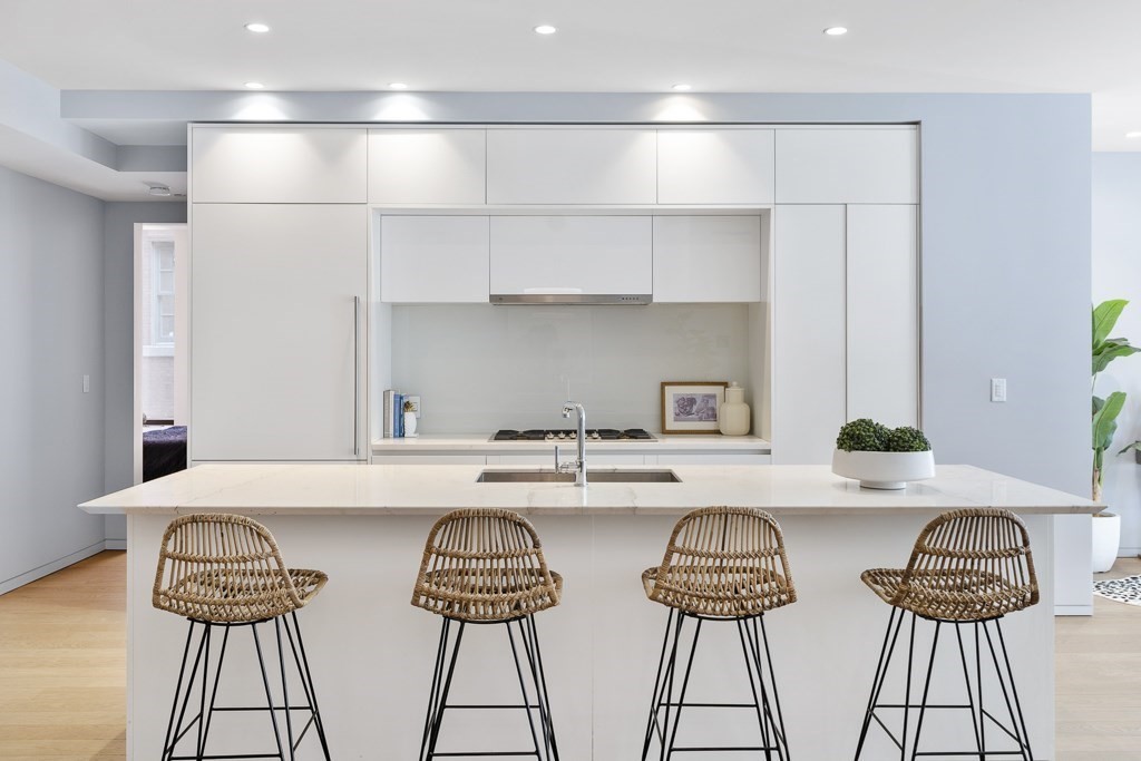 10 Farnsworth St Unit 3B, Seaport, Boston, MA 02210