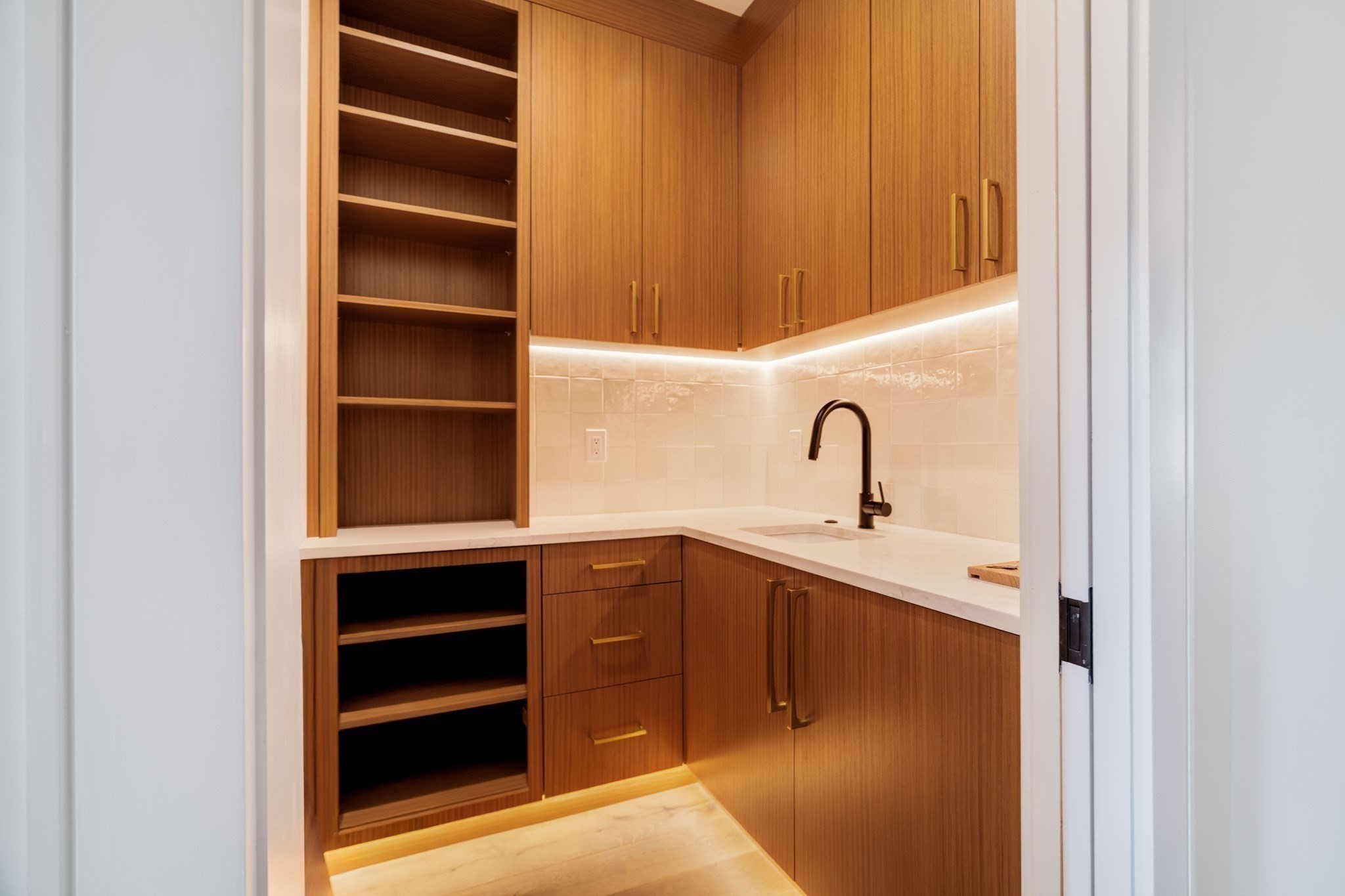 79 Park St Unit 1, Brookline, MA 02446 - Image 17