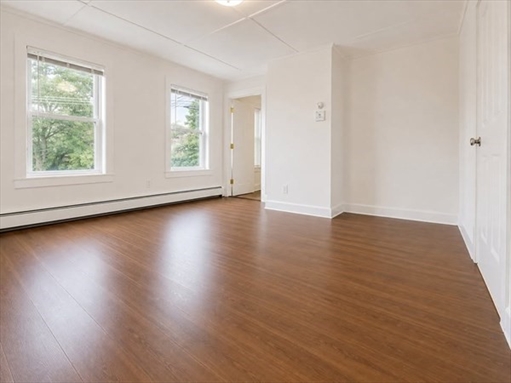 133 CHESNUT ST, Apt 6