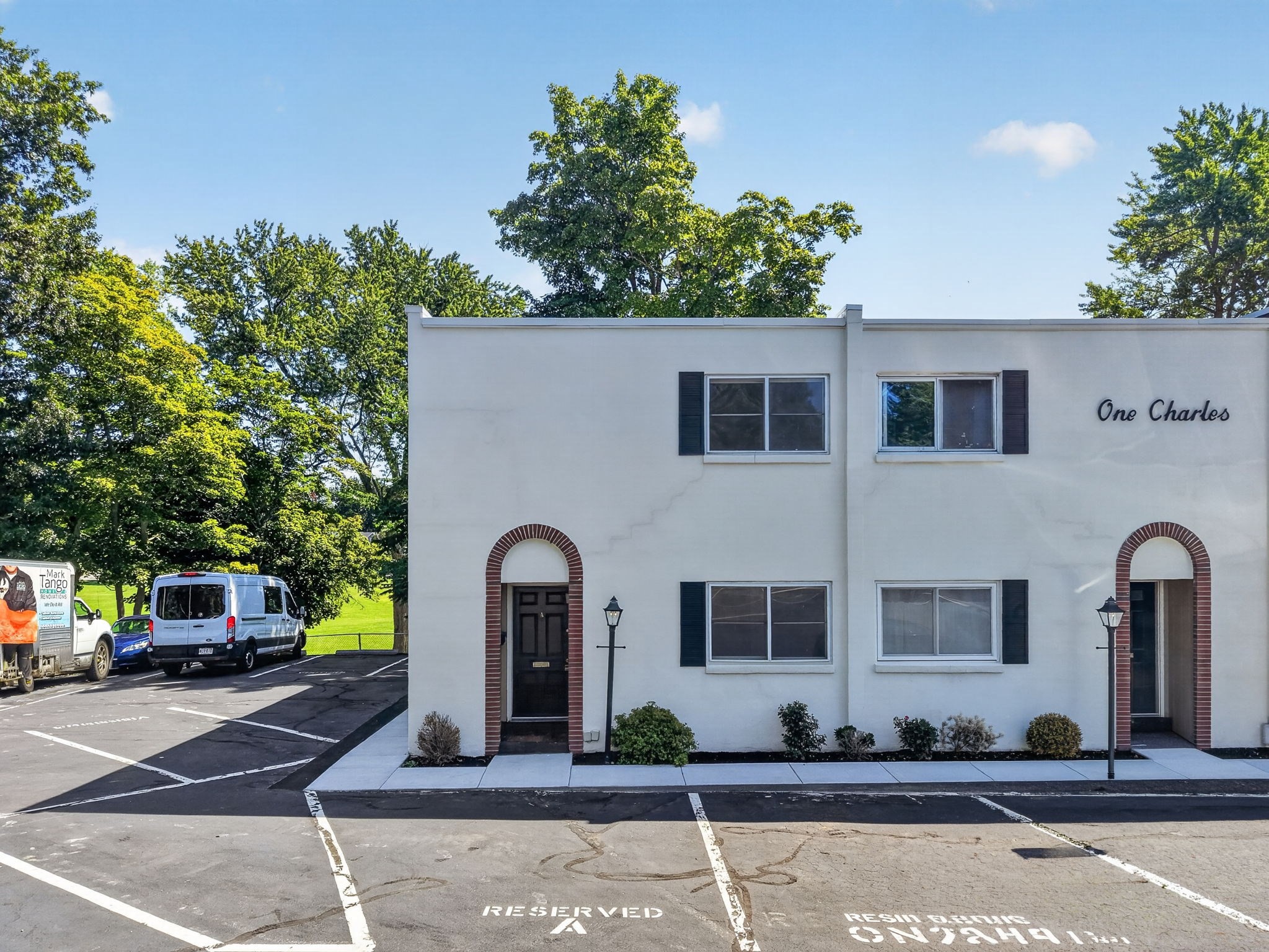 1 Charles St Unit A, Reading, MA 01867