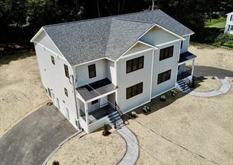 27 Rollins Unit B, Groveland, MA 01834