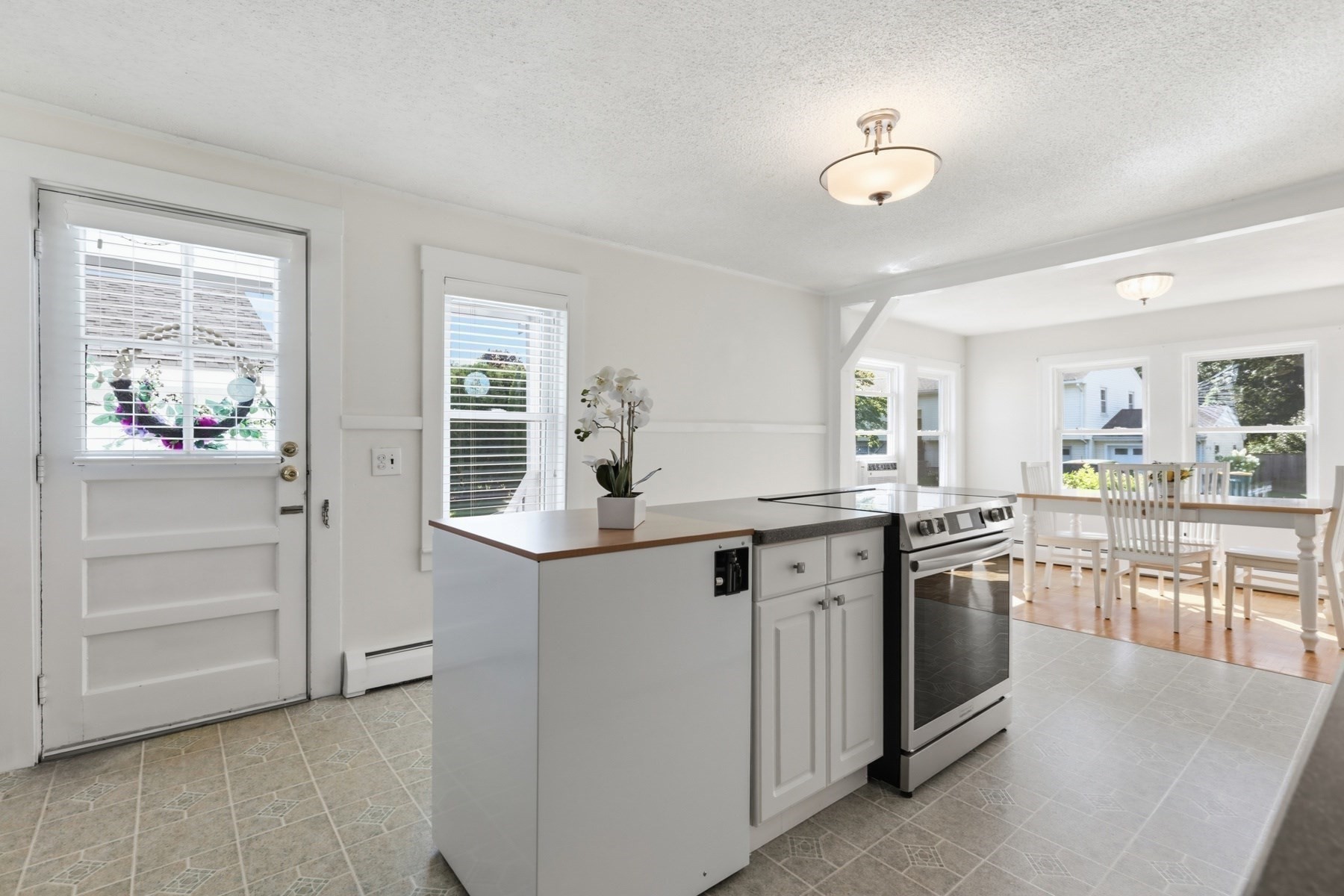 26 Quimby Ave, Woburn, MA 01801 - Image 17
