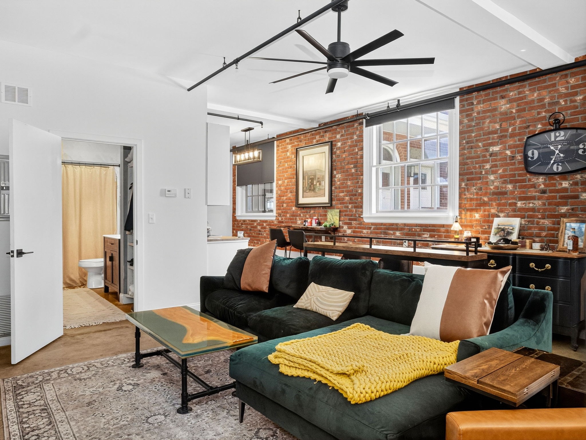 7 Crombie St Unit 4, Salem, MA 01970 - Image 2