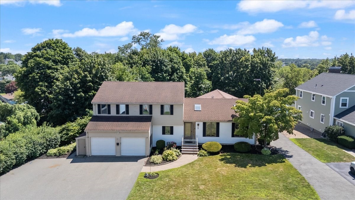 5 Carol Ann Rd, Peabody, MA 01960