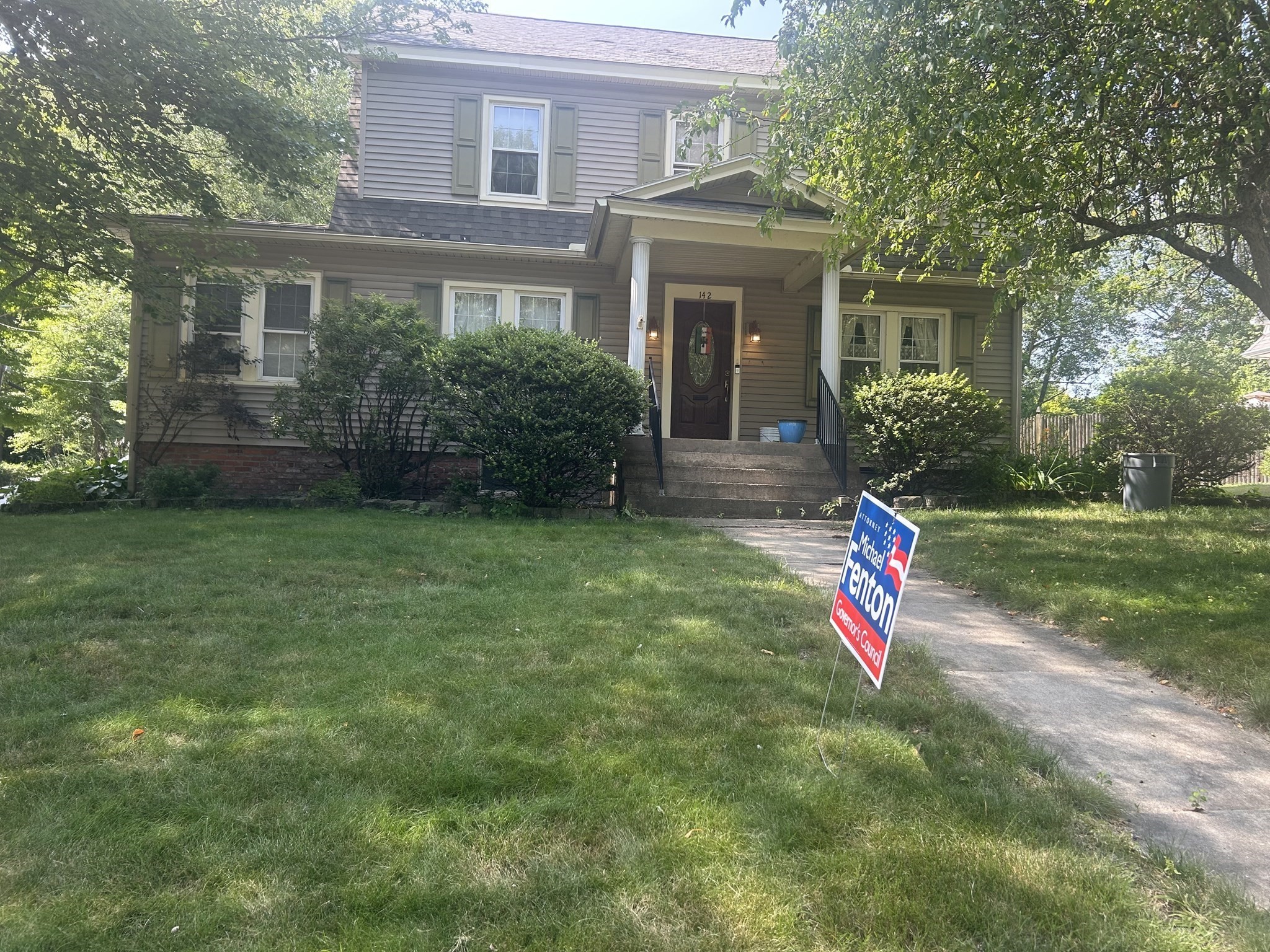 142 Springfield St, Springfield, MA 01107
