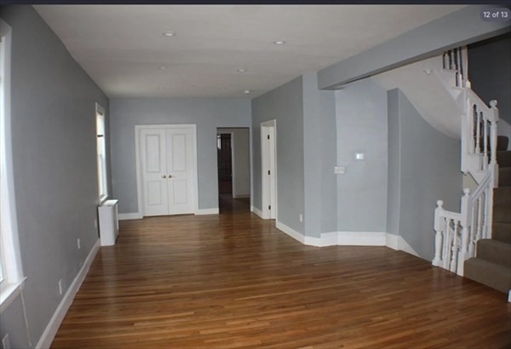 8 Wesley St, Apt 2