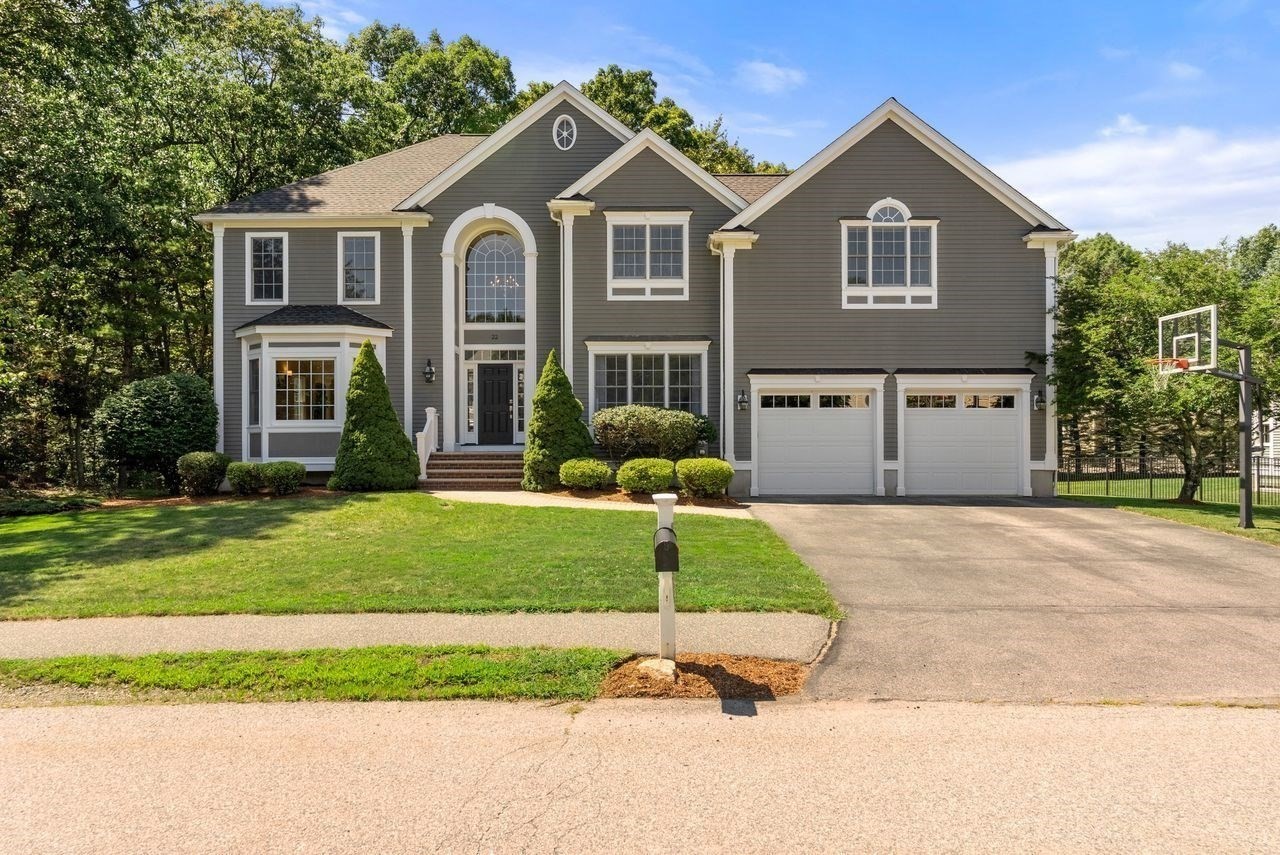 22 Thistle Road, North Andover, MA 01845