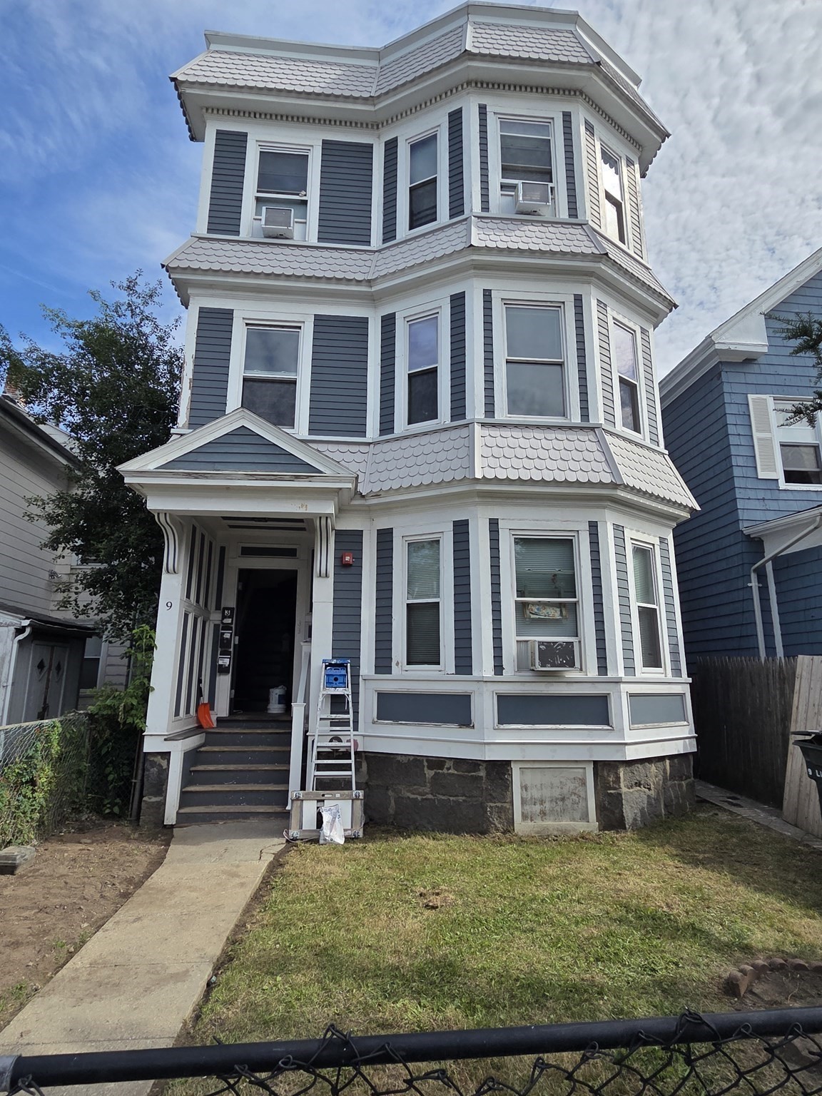 9 Lincoln St, Dorchester, Boston, MA 02122