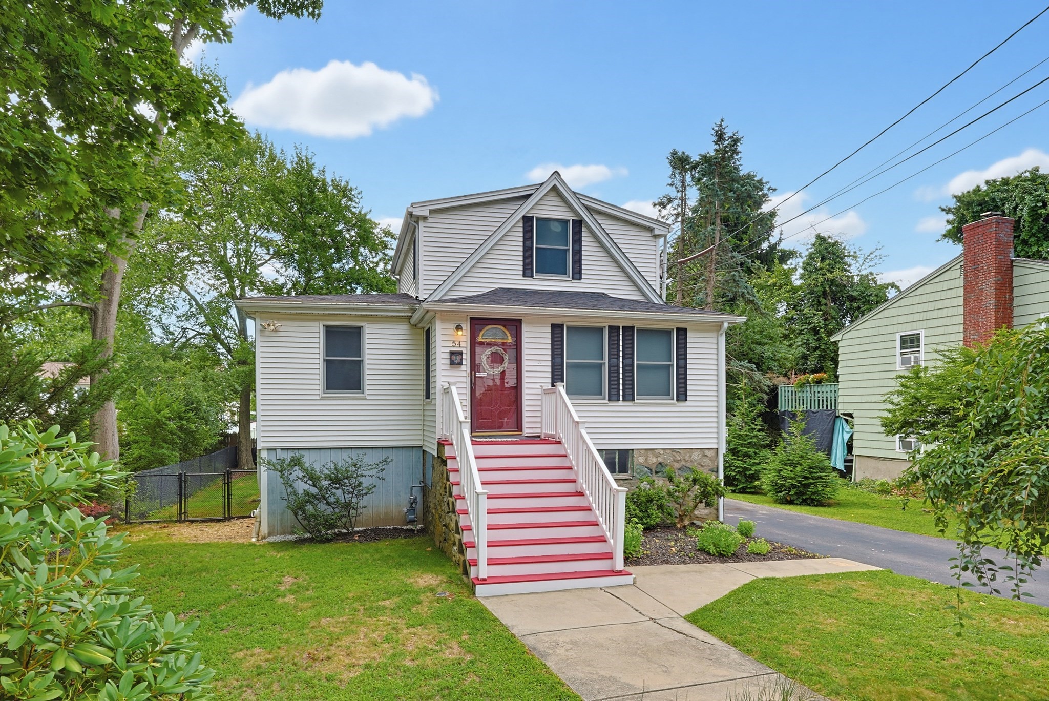 54 Gainsville Rd, Dedham, MA 02026