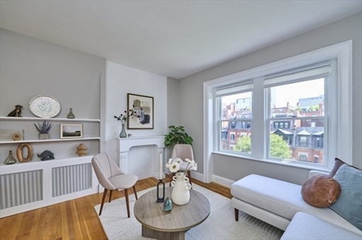 20 Hereford Street, Apt 4
