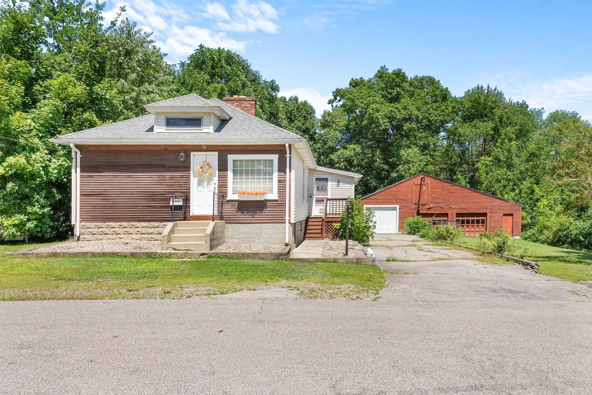 70 Central Blvd, Bellingham, MA 02019