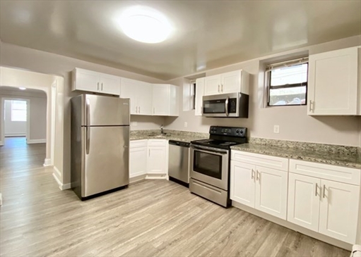 46 Waverly Street, Apt 3