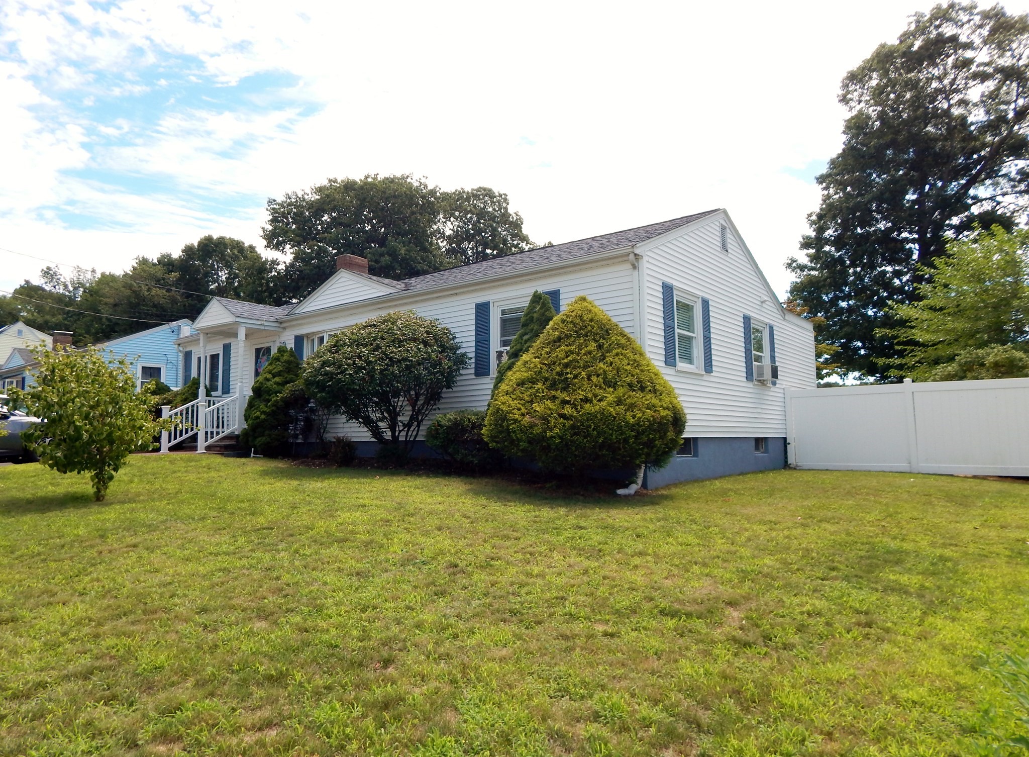 170 Carey Cir, Stoughton, MA 02072
