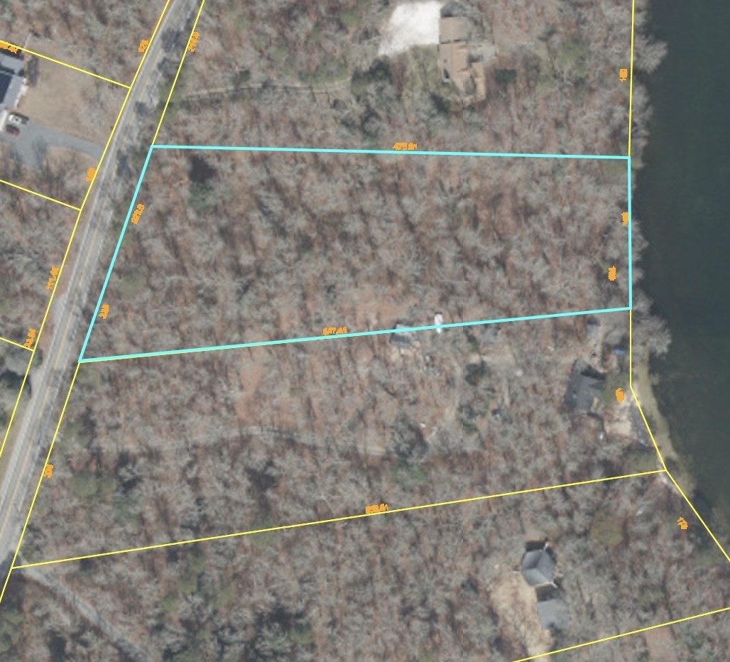 167 Hooppole Rd, Mashpee, MA 02649