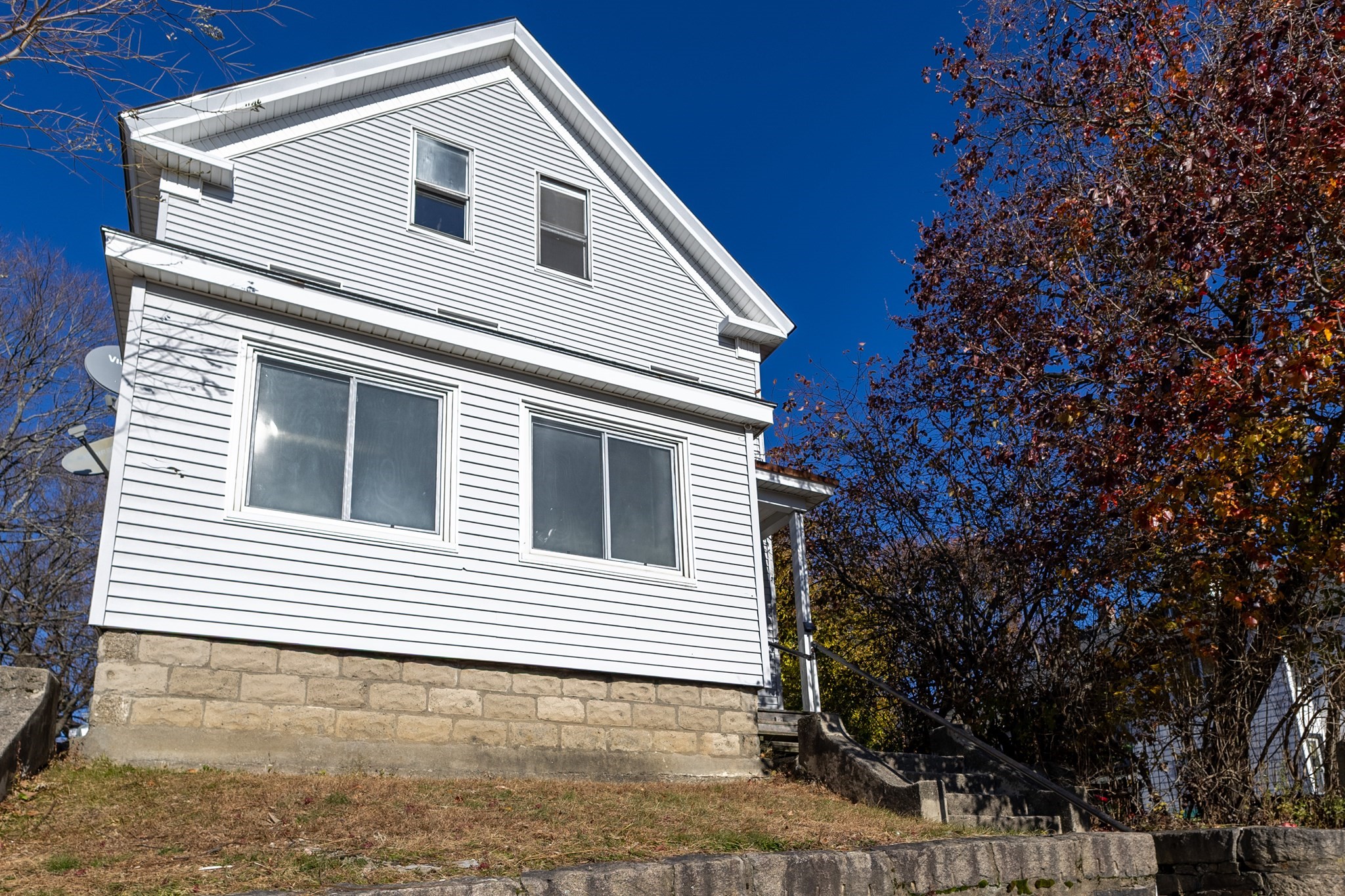 58 Laurel, Worcester, MA 01605