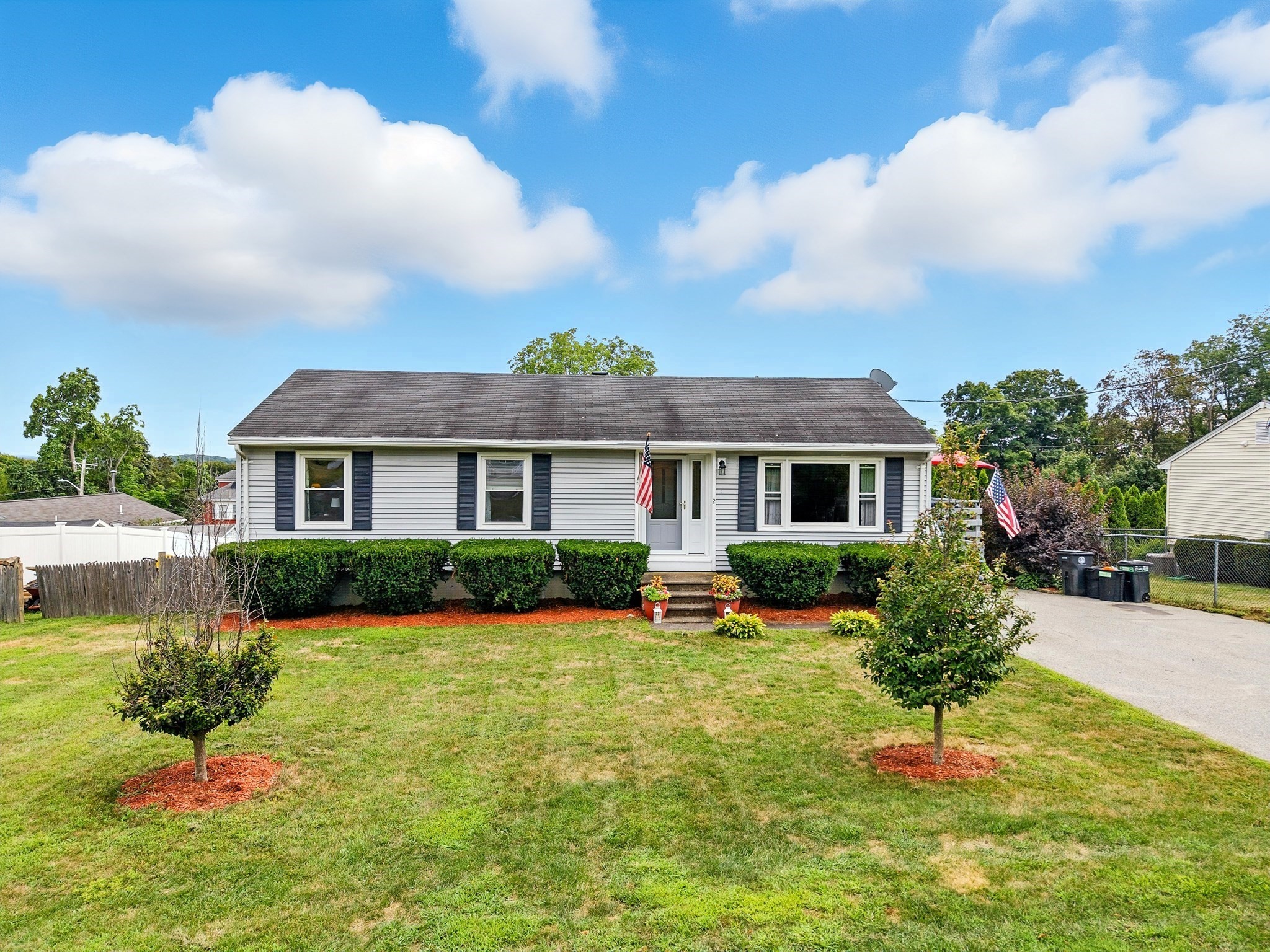 2 Overlook Ave, Haverhill, MA 01830