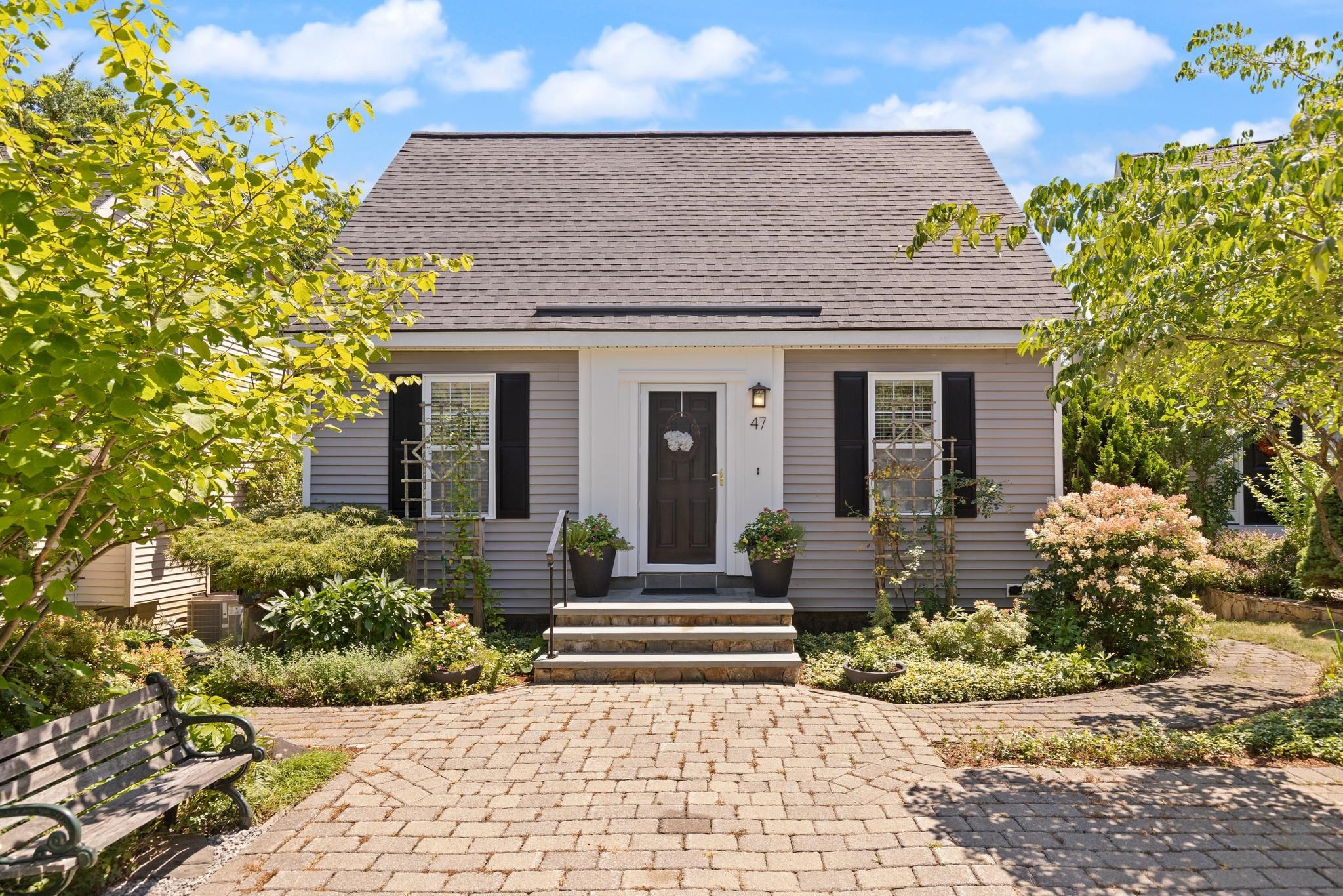 47 Lilac Cir, Marlborough, MA 01752