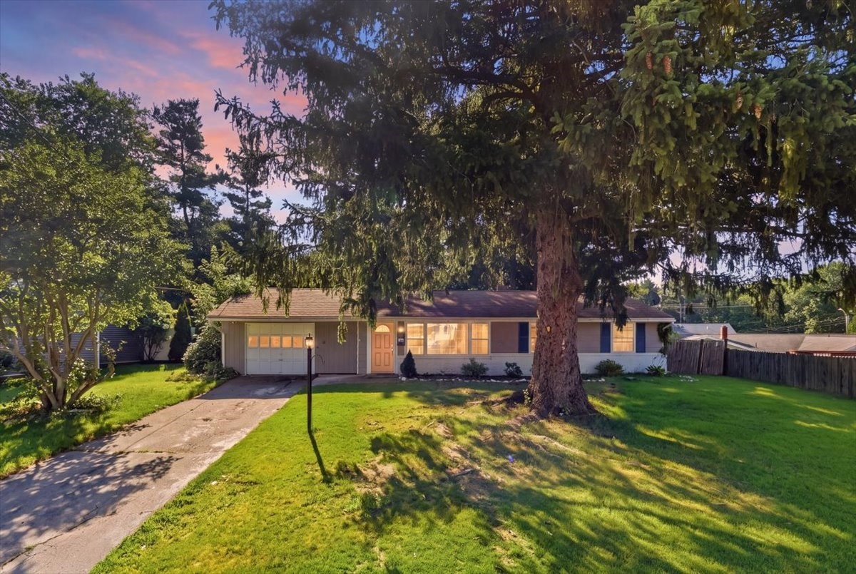 529 Howard St, Brockton, MA 02302