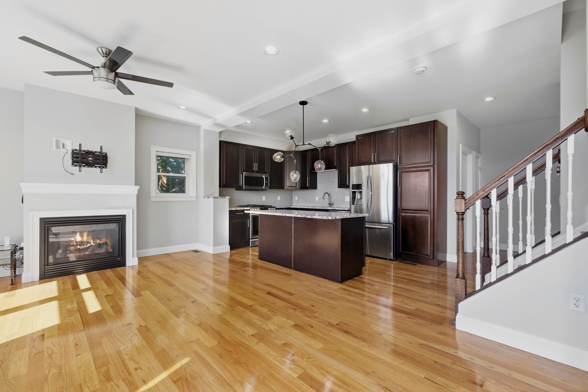 375 Border Street Unit 375, East Boston, Boston, MA 02128 - Image 4
