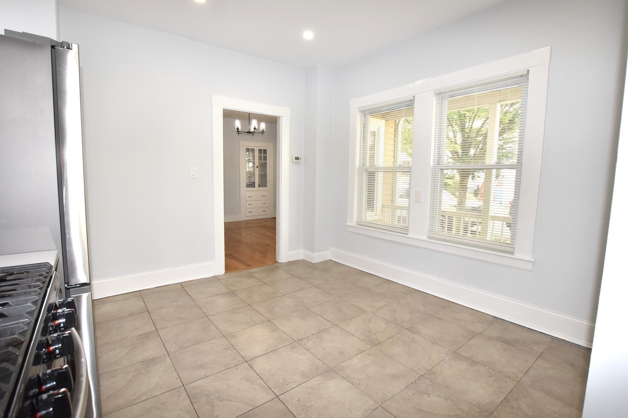 27 Highland St, Waltham, MA 02453 - Image 6